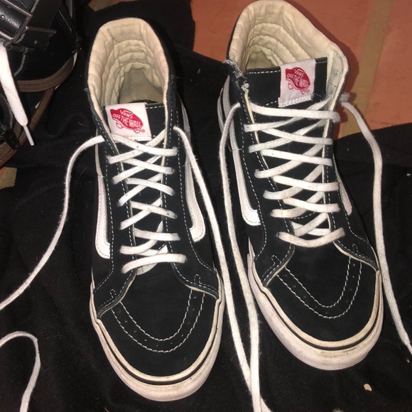 high top womens vans in great condition - Picture 2 of 5